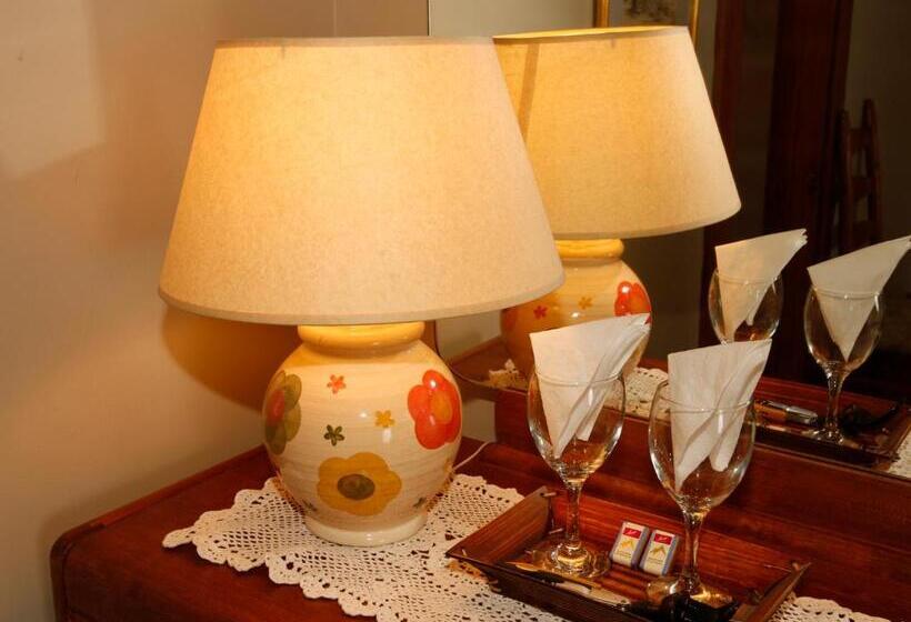 스탠다드 룸 공동 욕실, Au Virage B&b