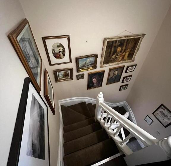 غرفة سوبيريور, Adams Inn