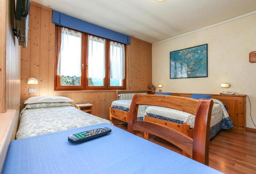 Номер Стандарт Трехместный, Albergo Adele