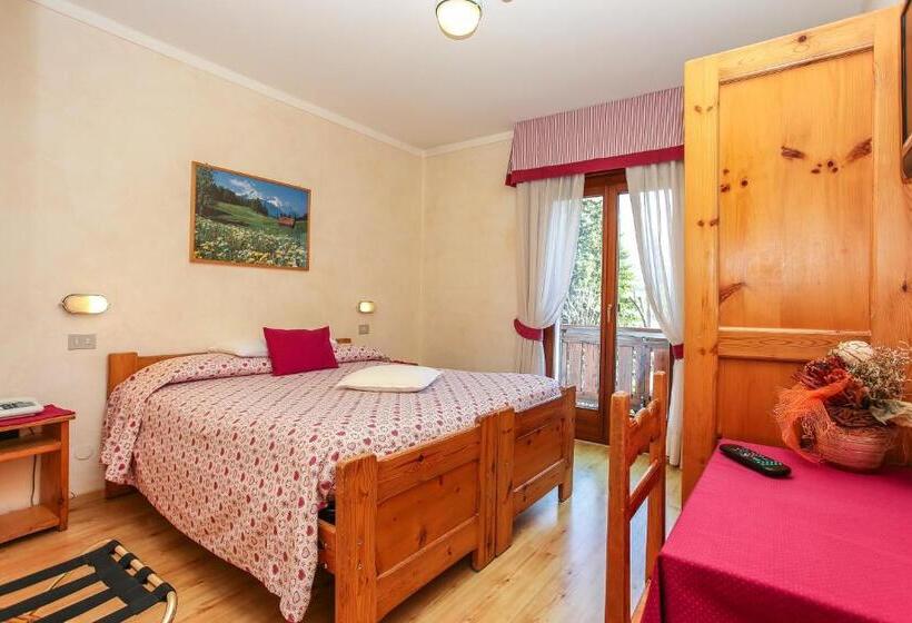 스탠다드 발코니 룸, Albergo Adele