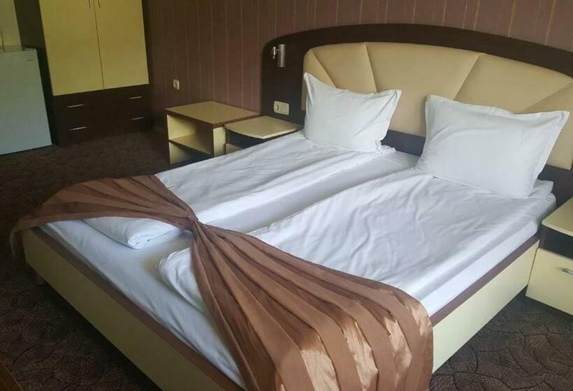 חדר דלוקס, Alegra