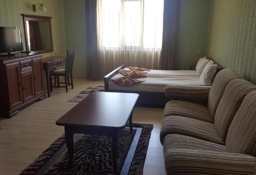 חדר סטודיו סטנדרד, Alegra