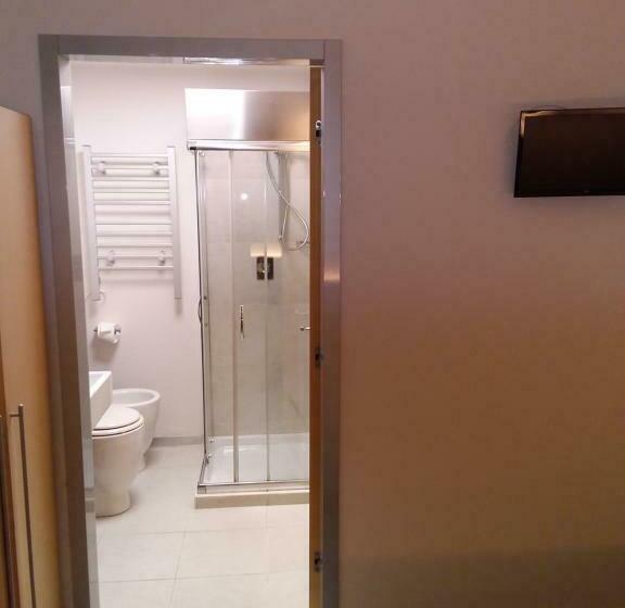 غرفة قياسية فردية, Alle Scuole New