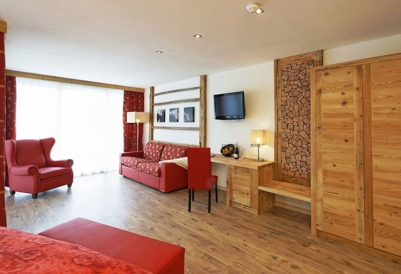 חדר סופריור, Amaten