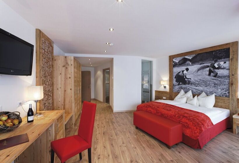 חדר סופריור, Amaten