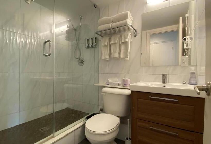 2 Szobás Apartman, Amber