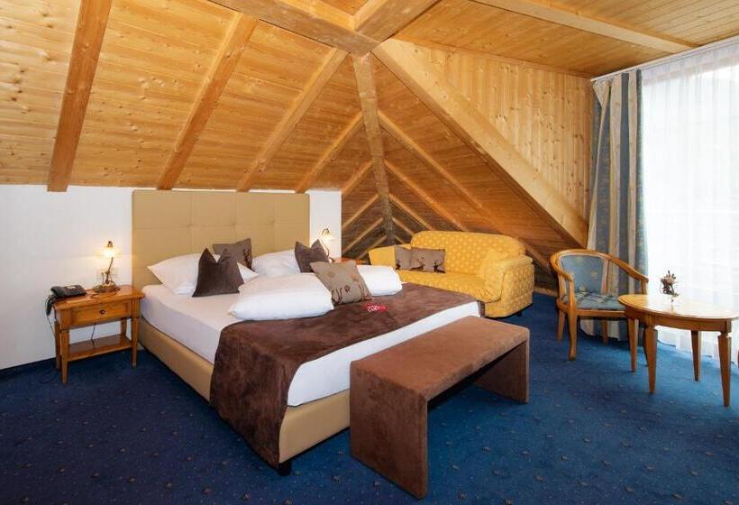 带阳台的高级房间, Engel