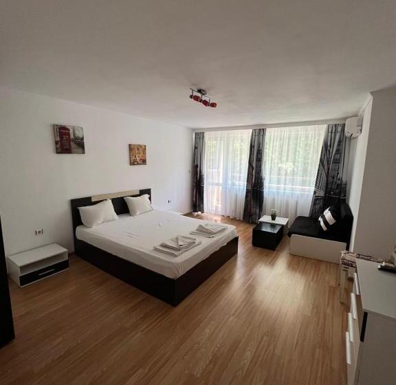 标准间, Escape Shumen