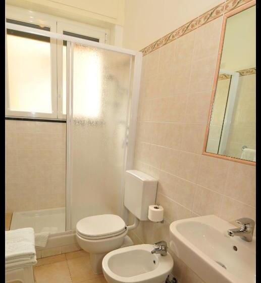 스탠다드 룸, Miriam