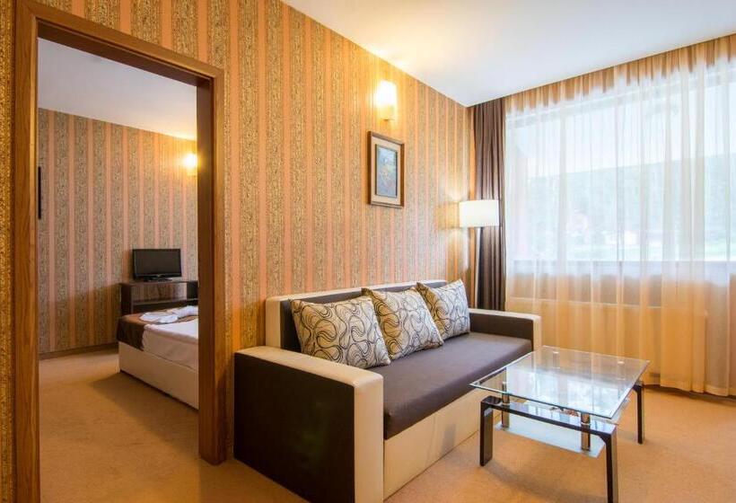 جناح مزوَّد بشرفة, Paradise Spa