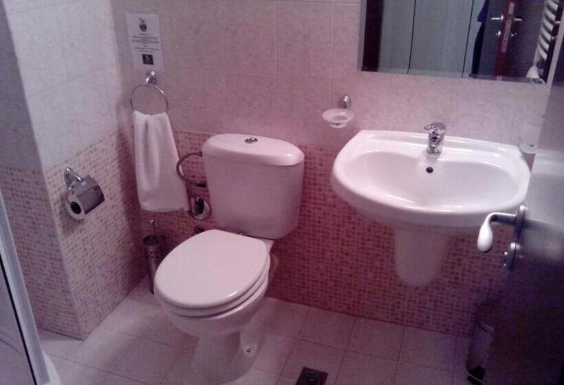 דירת חדר, Villa Cherven