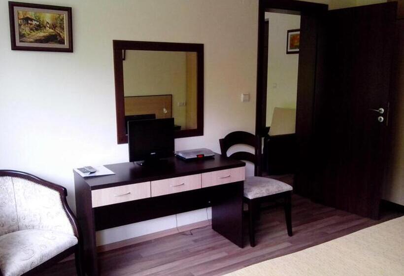 דירת חדר, Villa Cherven