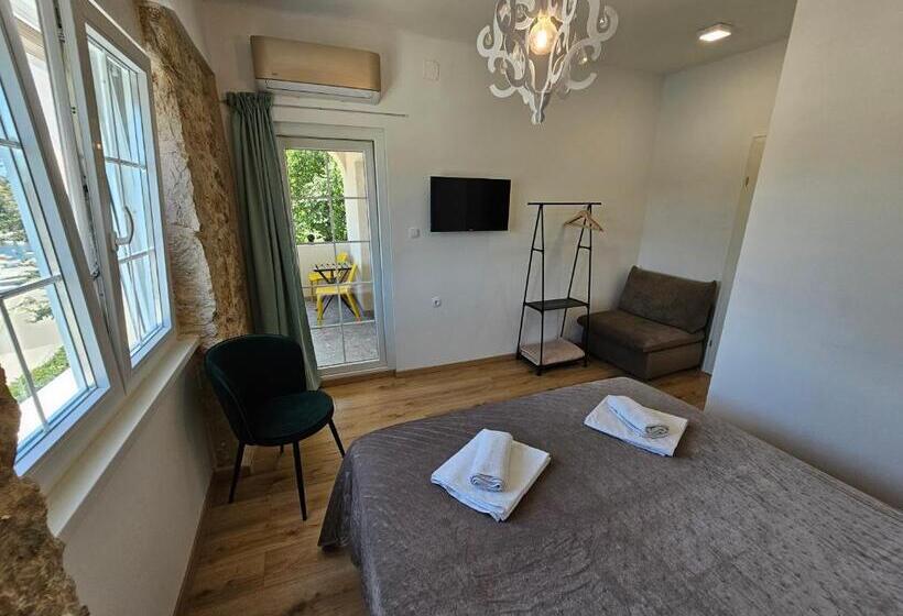 Номер Deluxe Вид на Море с Балконом, Villa Gaj