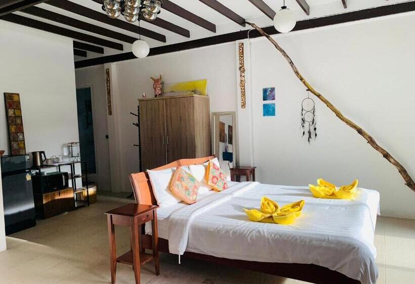 מיטת קינג בסוויטה, The Summer House Samui