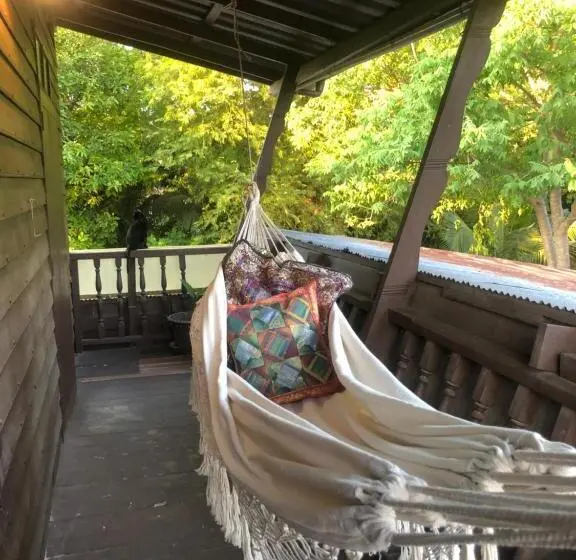 海の見えるスタンダードスタジオ, The Summer House Samui