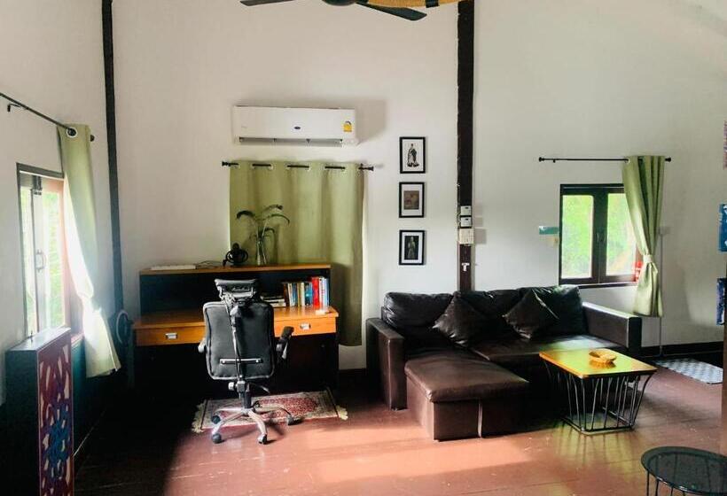 סטודיו סטנדרטי נוף לים, The Summer House Samui