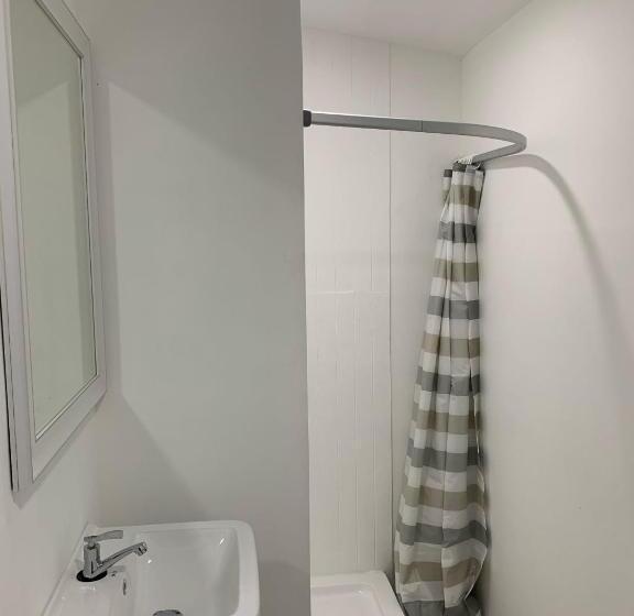 בקתה סטנדרטית, The Summer House Samui