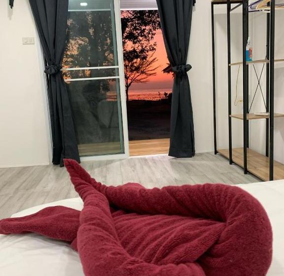 בקתה סטנדרטית, The Summer House Samui