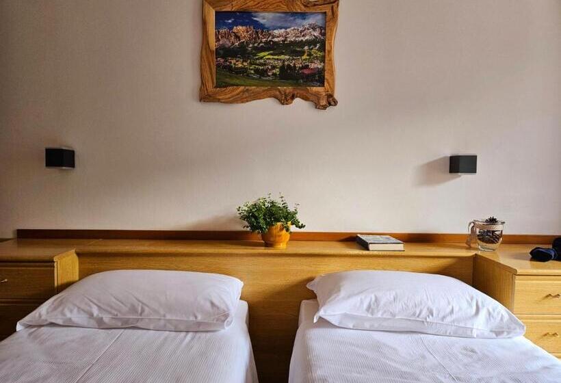 스탠다드 룸, Nevada