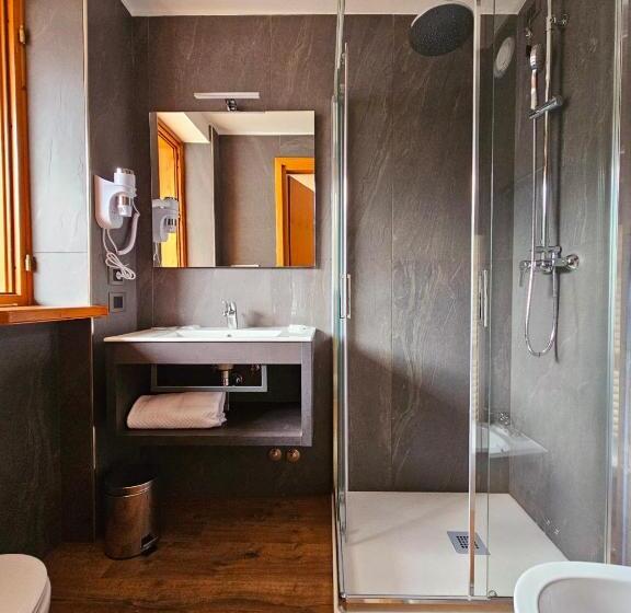 스탠다드 트리플 룸, Nevada