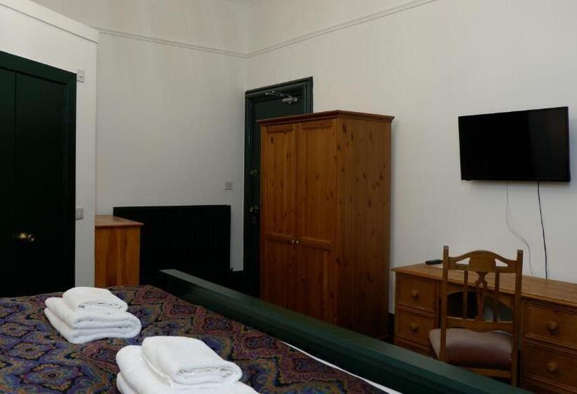 带大床的高级房间, 4 Friends House