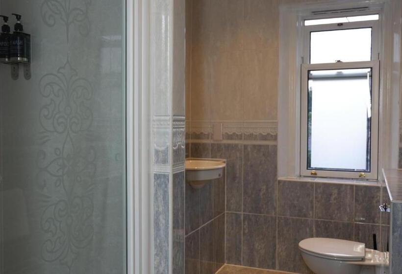 带共用浴室的标准房间, 4 Friends House