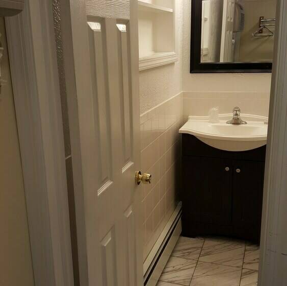 スタンダードルーム, Atlantic Motel