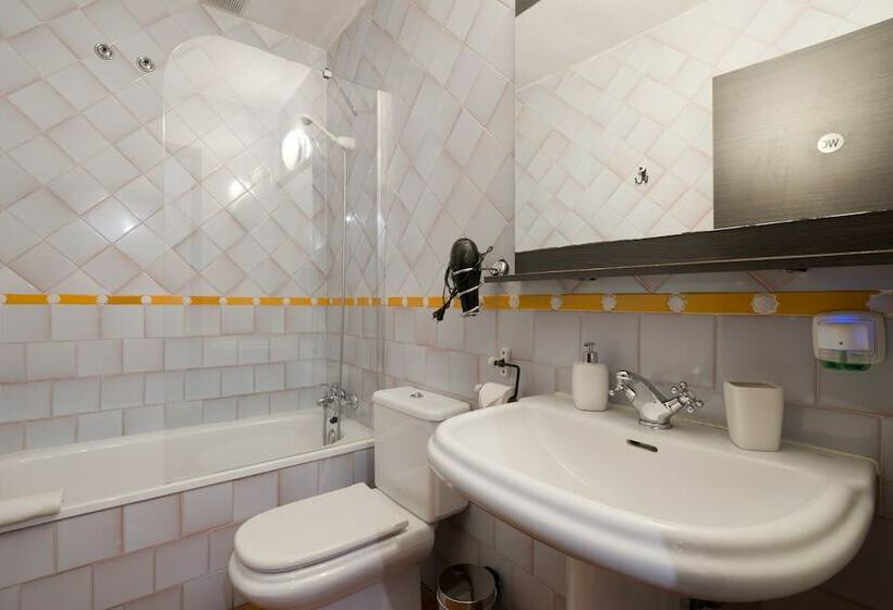 Chambre Standard, Casa Bombo