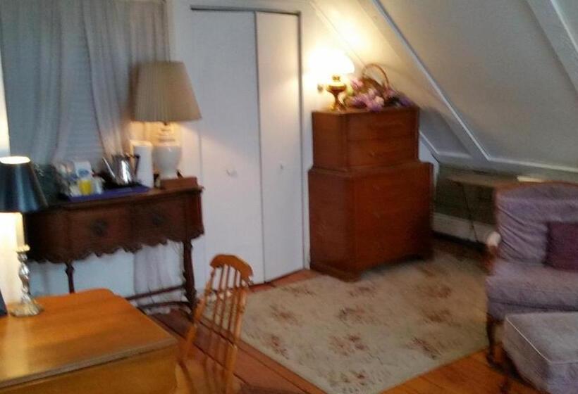 Люкс, Clifford House Private Home B&b