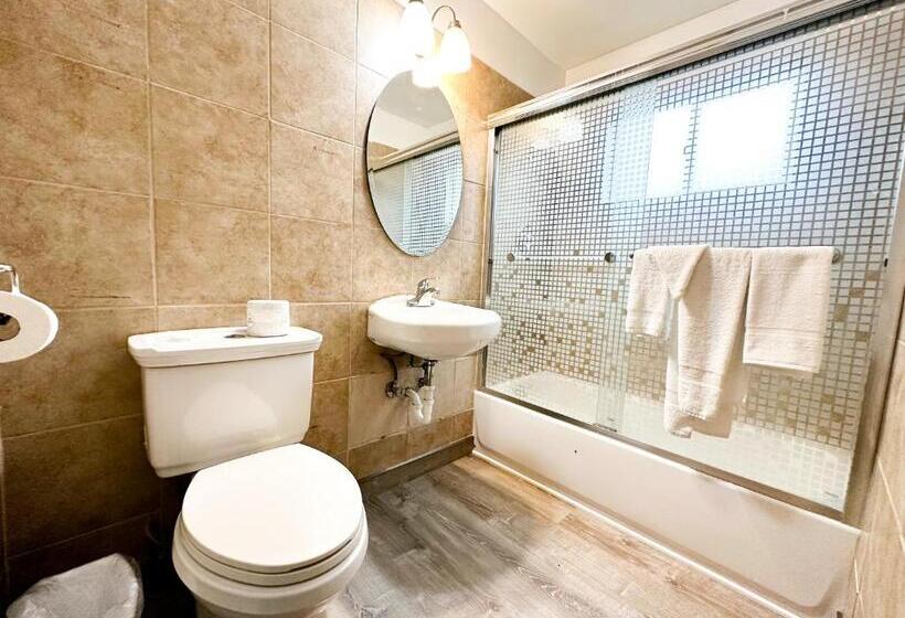 이코노미 룸, Best Motel