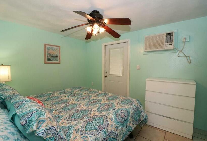 إستوديو قياسى سرير كينج, Grove City Motel