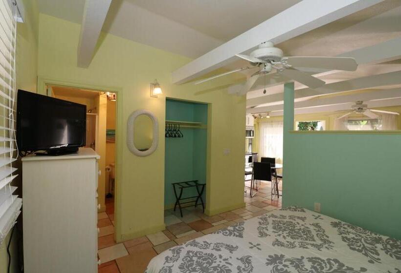 דירת חדר, Grove City Motel