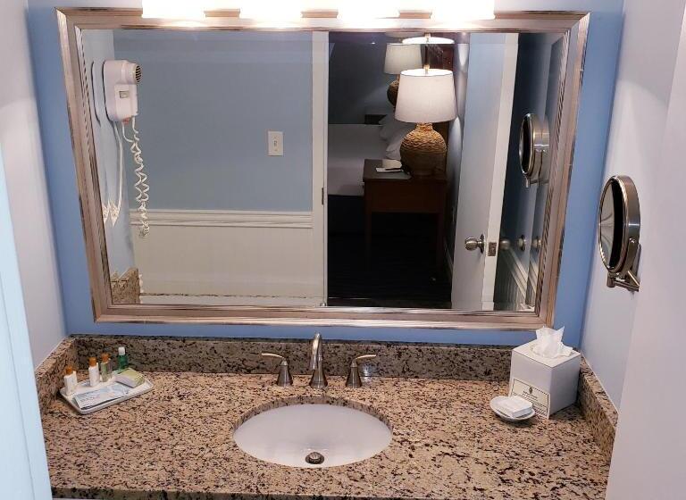 جناح سرير كينج, Avenue Inn & Spa