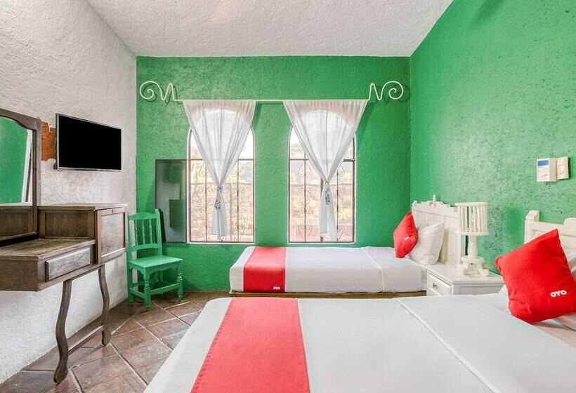 חדר סטנדרט לשלושה, Marmil