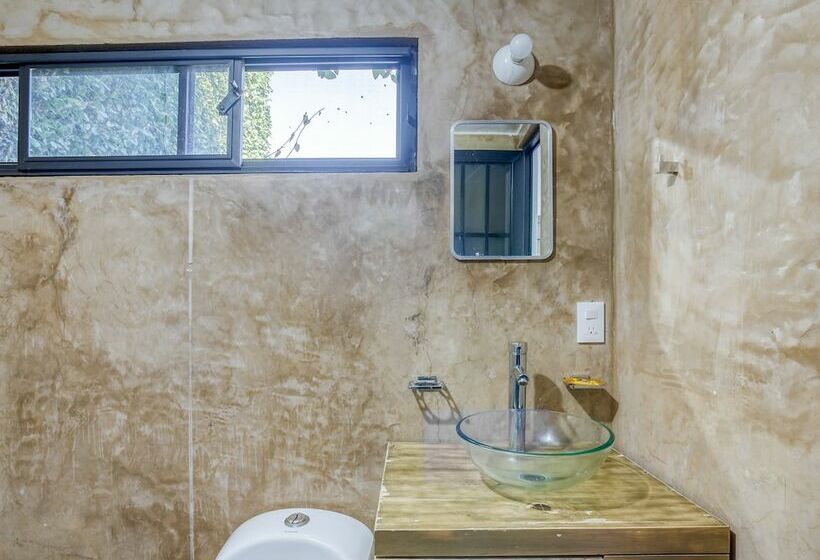 高级大房间, Marmil