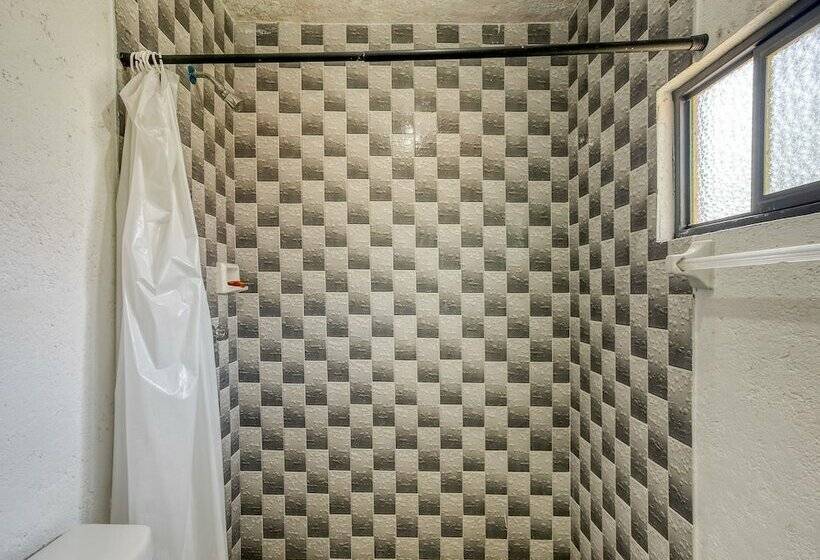 标准三人间, Marmil