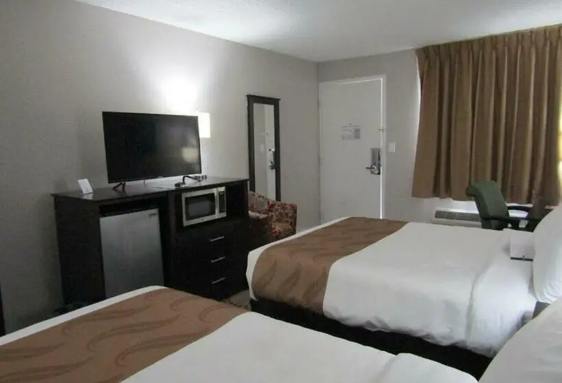 Standard-huone 2 Parivuodetta, Quality Inn & Suites Kissimmee By The Lake