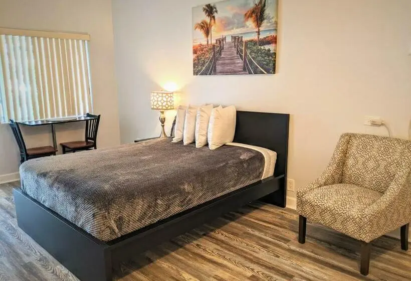 スタンダードスタジオ, Johns Pass Beach Motel