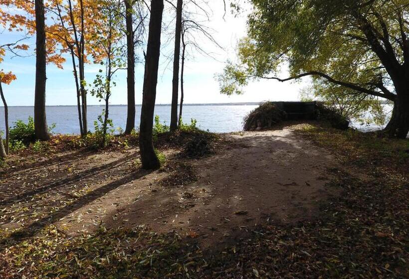 كابينة, Mission Springs Resort