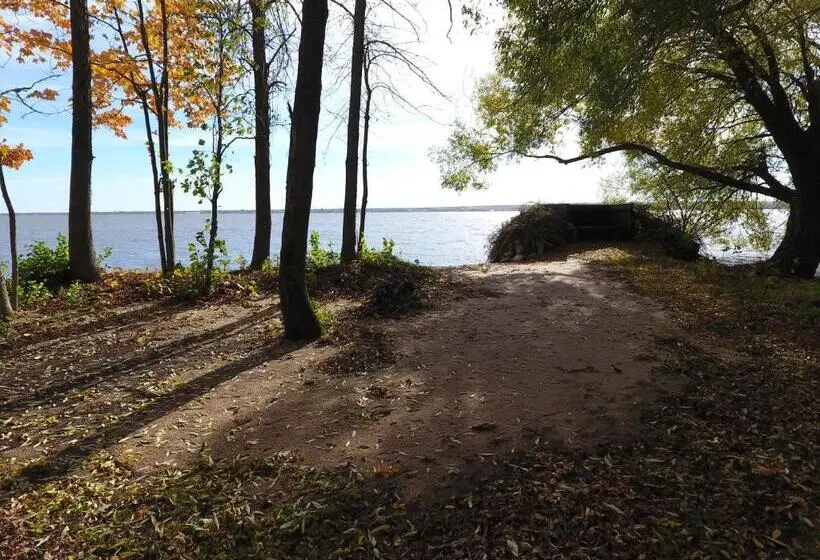 Maja/Mökki, Mission Springs Resort