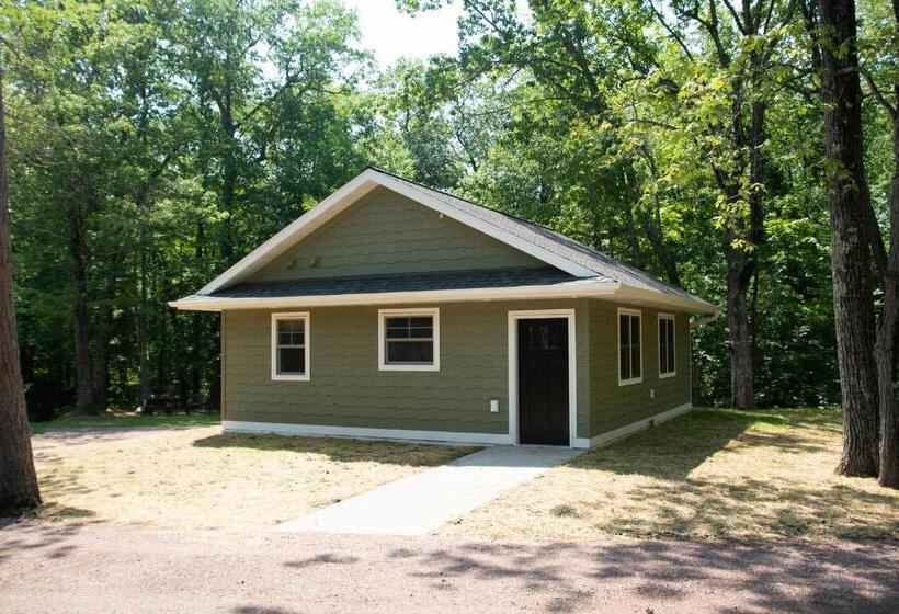 منزل غرفة نوم واحدة, Mission Springs Resort