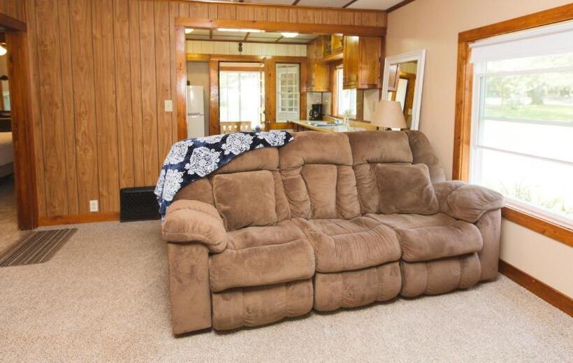 منزل غرفتين نوم, Mission Springs Resort