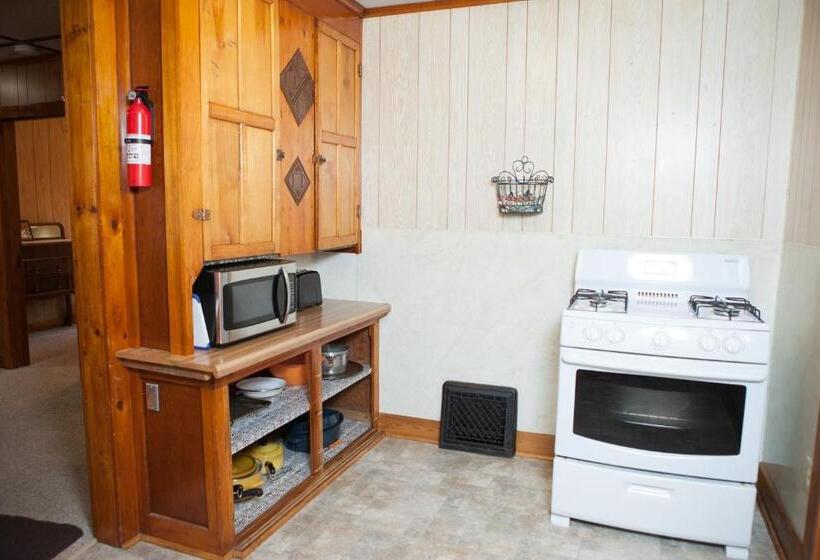 منزل غرفتين نوم, Mission Springs Resort