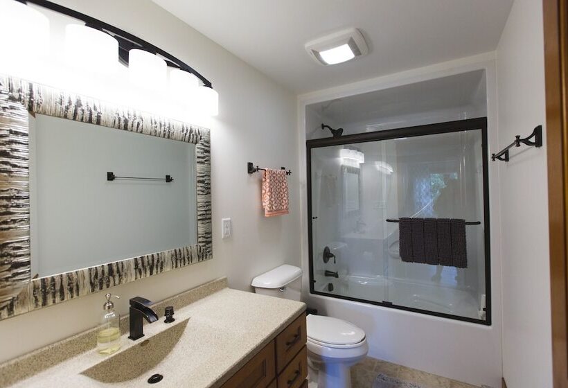 منزل غرفة نوم واحدة, Mission Springs Resort