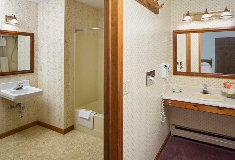 标准间, Aspen At Manchester