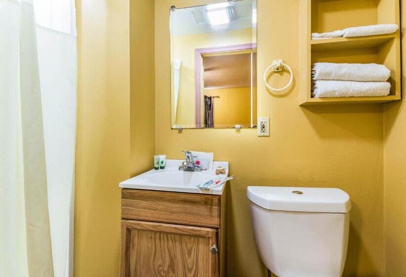 غرفة قياسية سرير كينج, Cottage Inn   Grantville