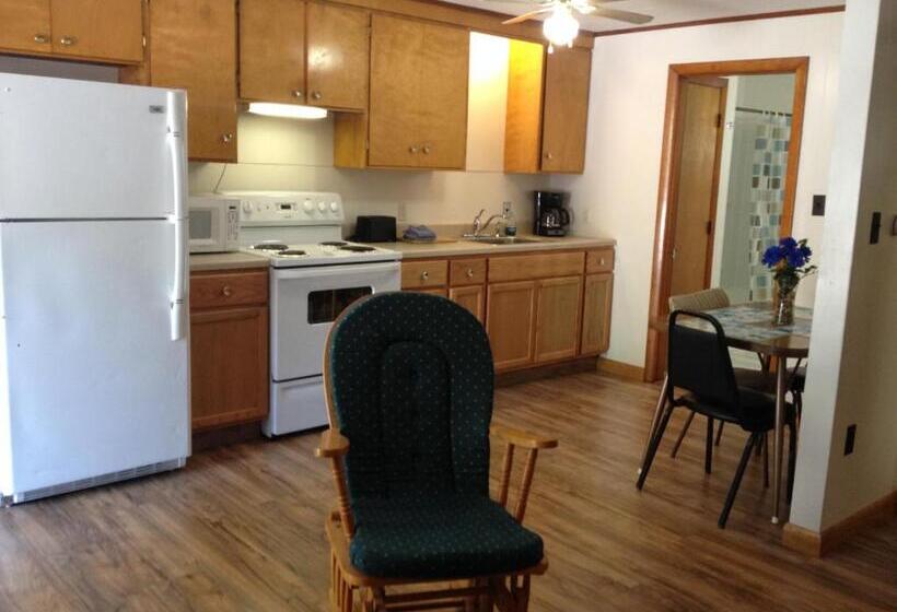 Люкс 2 Спальни, Marcotte Motor Court