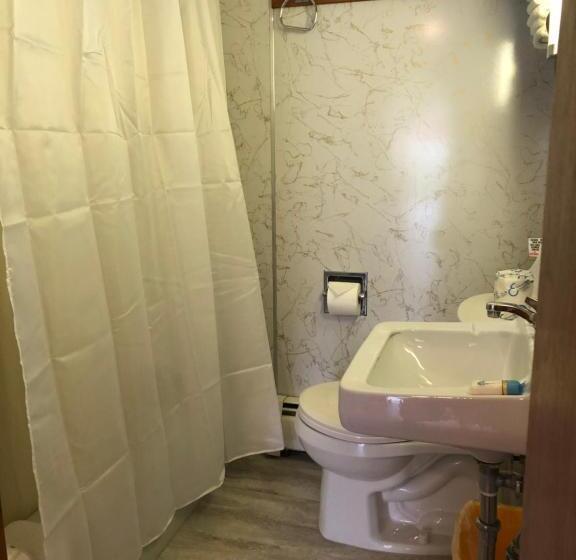 Номер Стандарт, Marcotte Motor Court