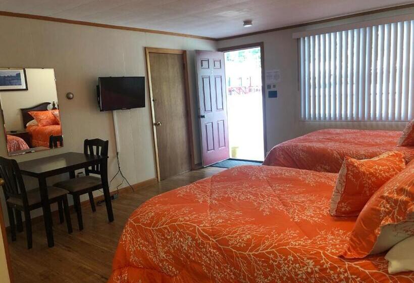 Апартаменты 3 Спальни, Marcotte Motor Court