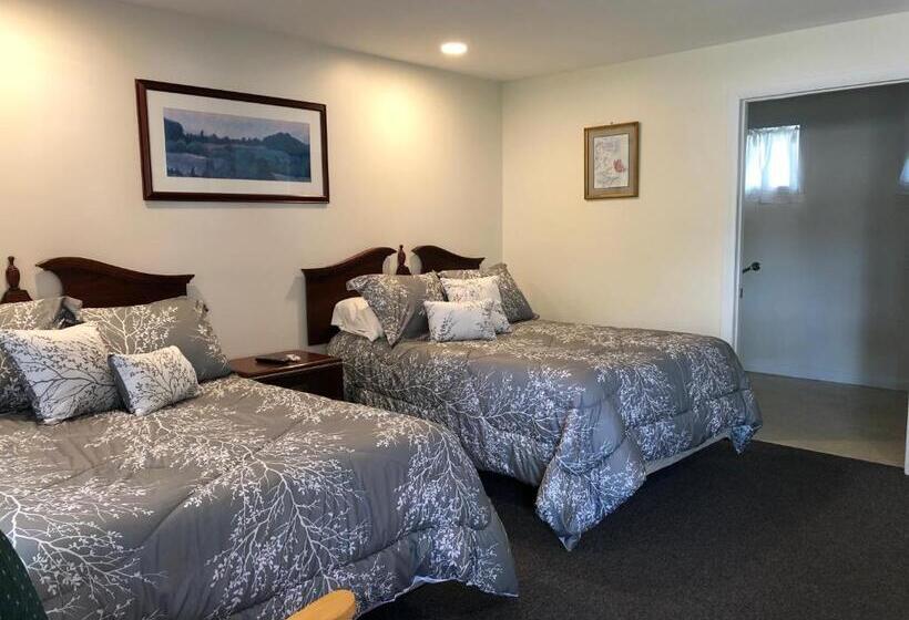 Номер Стандарт Адаптированный для Инвалидов, Marcotte Motor Court